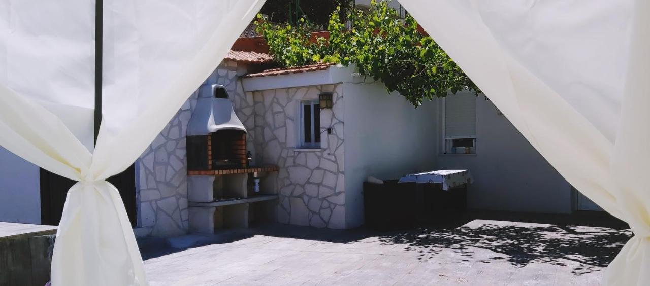 Casa Rural Las Eras Valdelaguna ภายนอก รูปภาพ