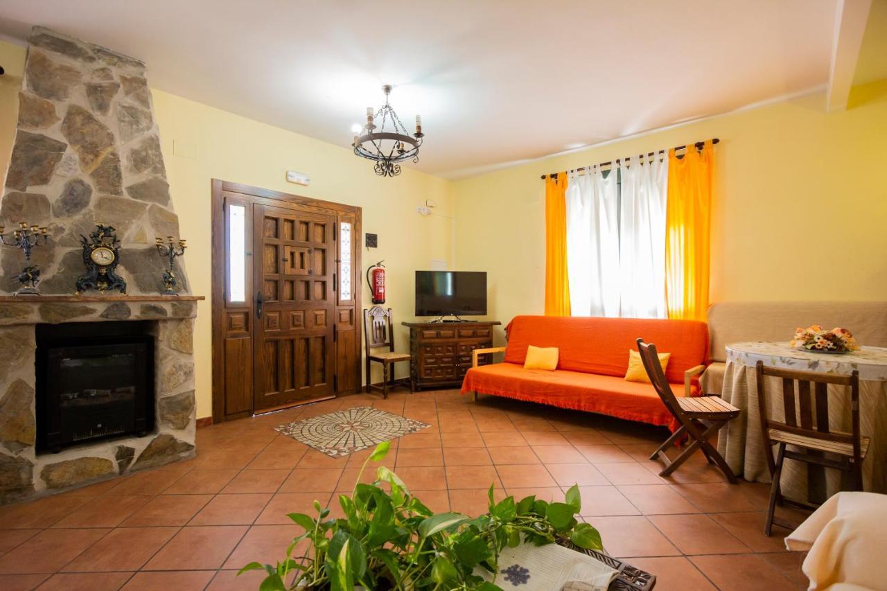 Casa Rural Las Eras Valdelaguna ภายนอก รูปภาพ