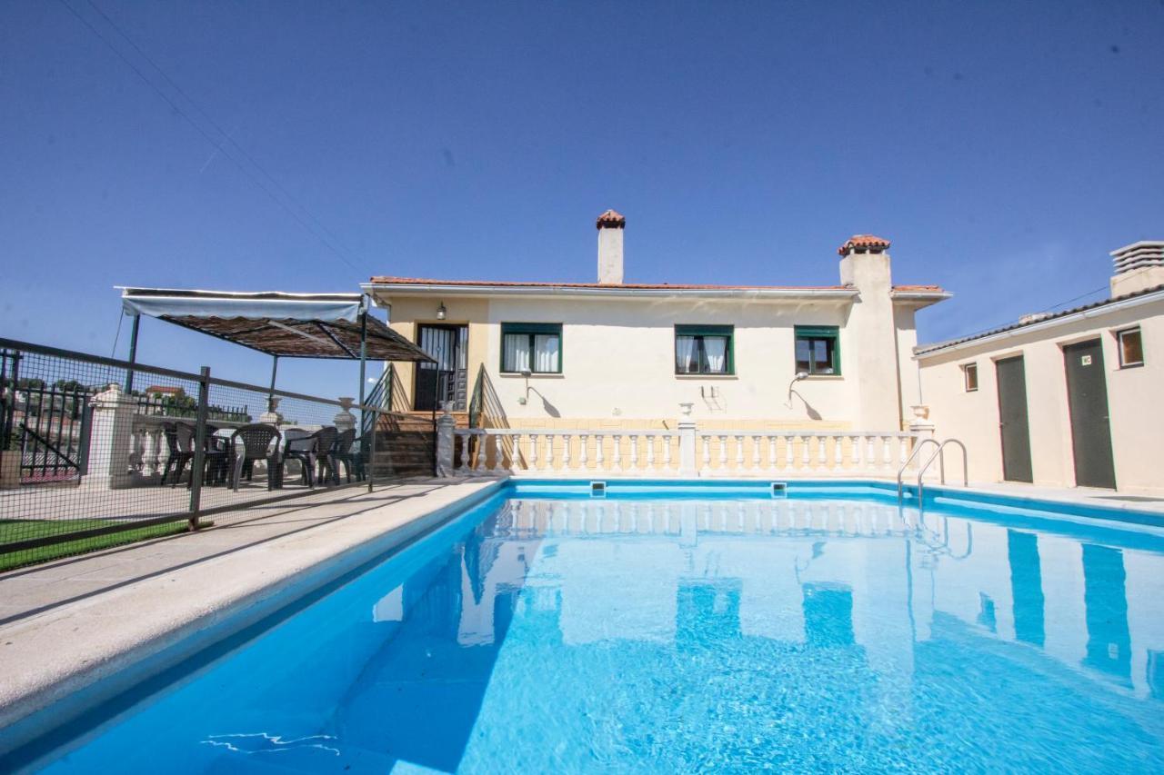 Casa Rural Las Eras Valdelaguna ภายนอก รูปภาพ